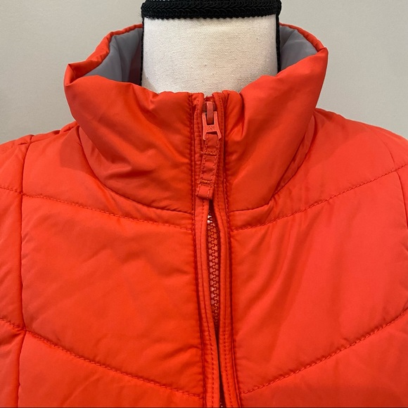 Abercrombie & Fitch puffer vest layered fall school casual Friday gorpcore - Picture 3 of 6